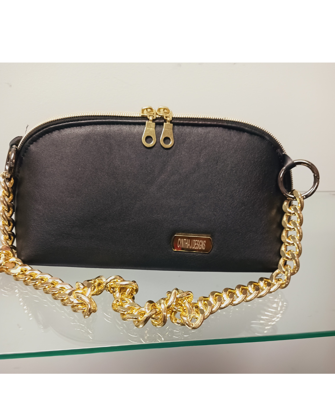 The Amelia — Effortless Elegance